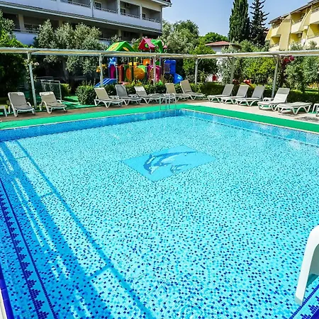 Catty Cats Garden Hotel de apartamente