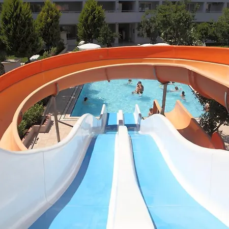 Catty Cats Garden Hotel de apartamente 3*